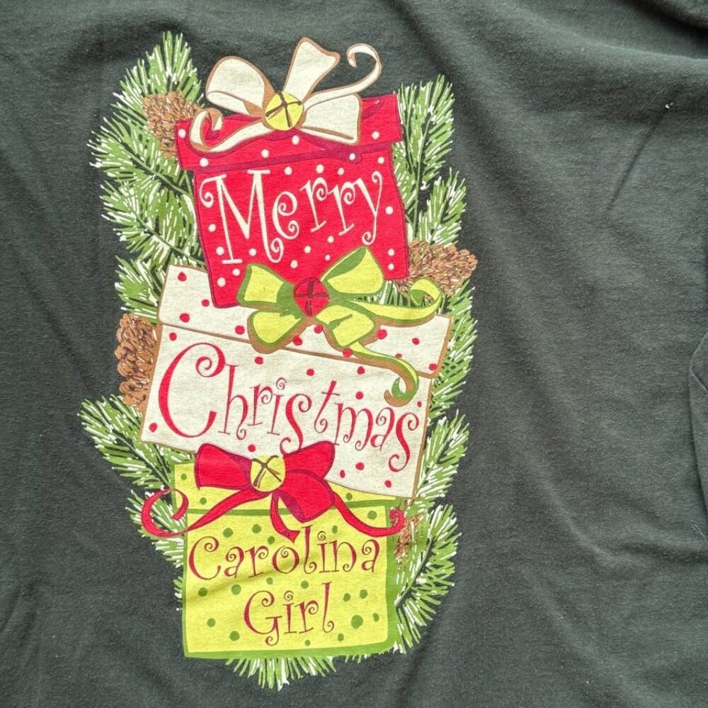Merry Christmas Carolina Girl Long Sleeve Holiday T-Shirt Women XL Green